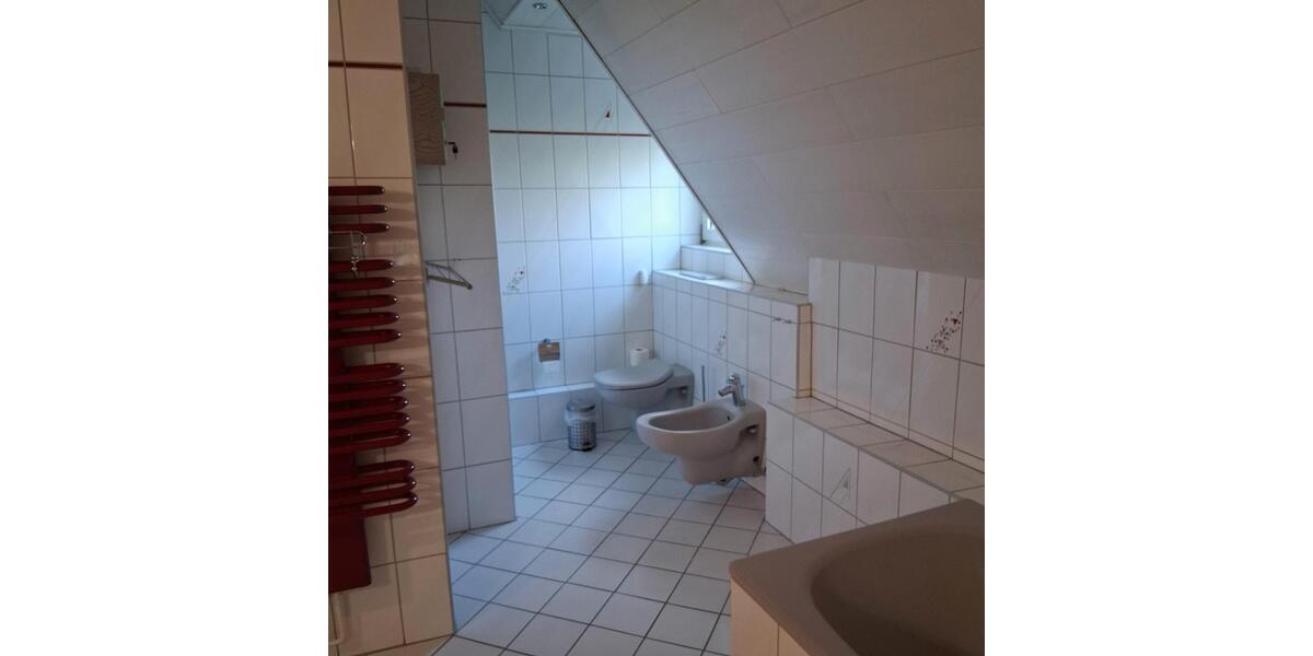 Doppelhaushälfte Iserlohn Gerlingsen - 9 Zimmer, 140 m&sup2;, 350.000&euro; | Angebot:26678908