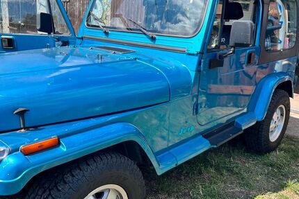 Jeep Wrangler 200.000 km 7.900 &euro; Berlin 12623