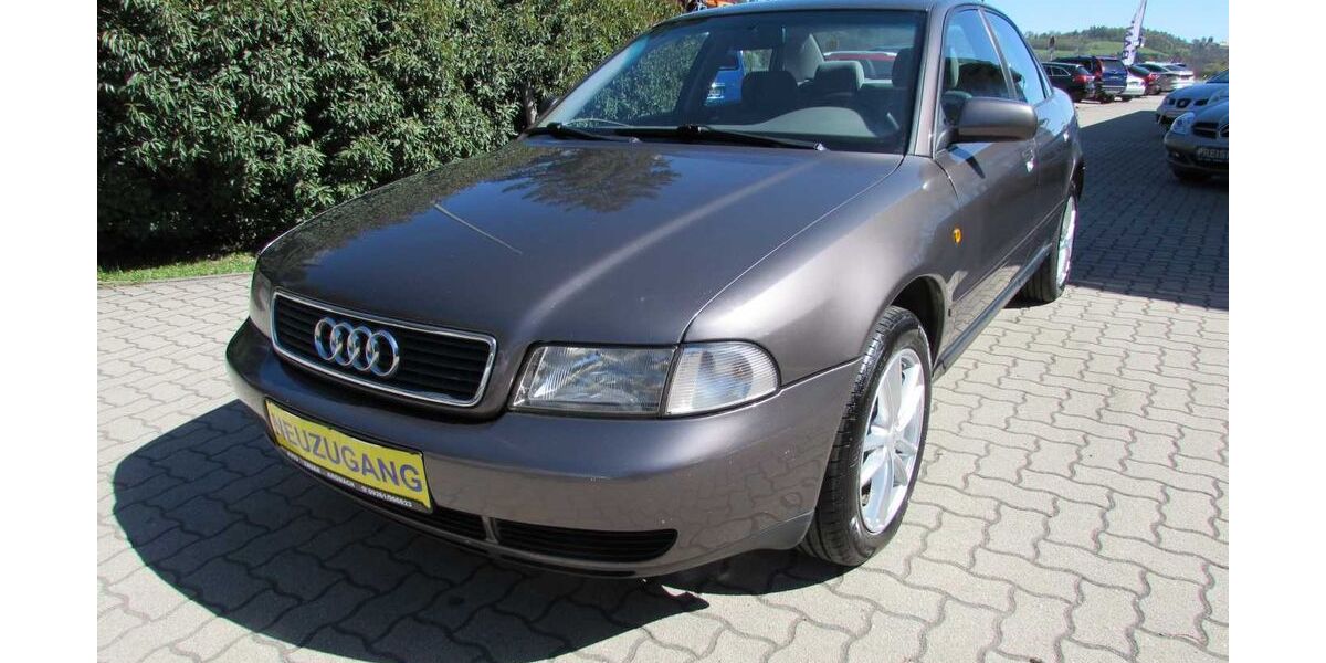 Audi A4 220.100 km 1.990 &euro; Kronach OT Knellendorf 96317