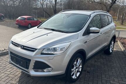 Ford Kuga 125.380 km 3.900 &euro; Bucha 07334
