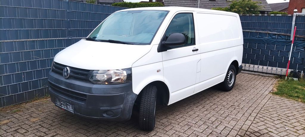 VW T5 Transporter 86.000 km 10.500 &euro; Rees 46459