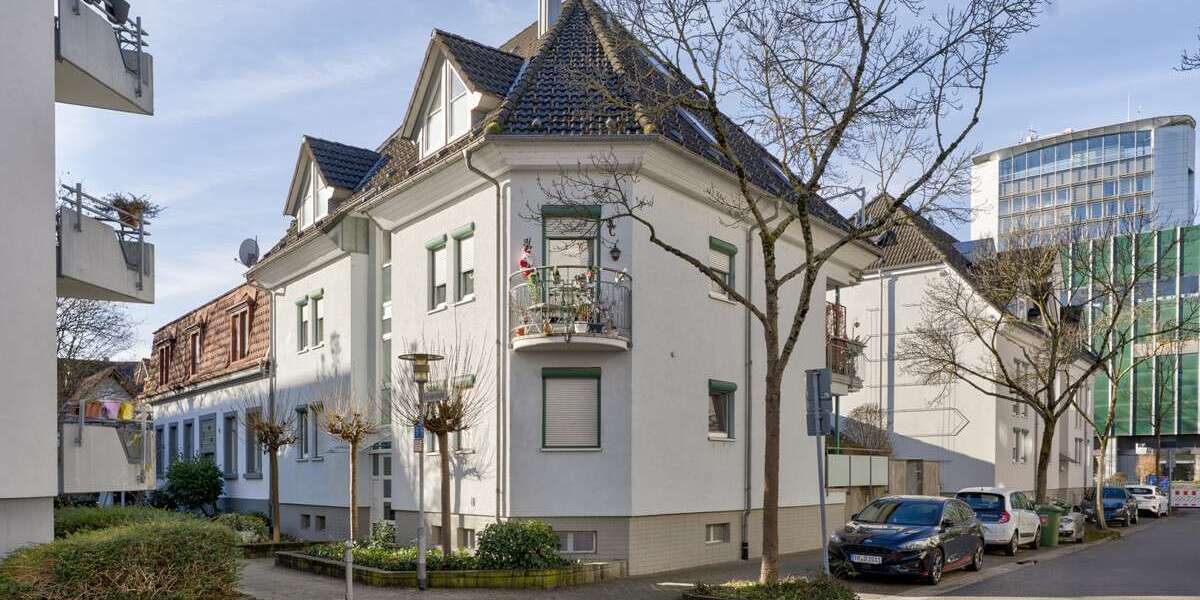 Einfamilienhaus Offenburg - 14 Zimmer, 311 m&sup2;, 1.050.000&euro; | Angebot:25362493