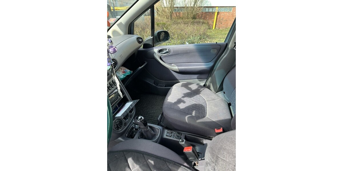 Mercedes-Benz A 160 210.133 km 1.500 &euro; Wedel 22880