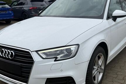 Audi A3 205.378 km 10.990 &euro; Braunschweig 38122