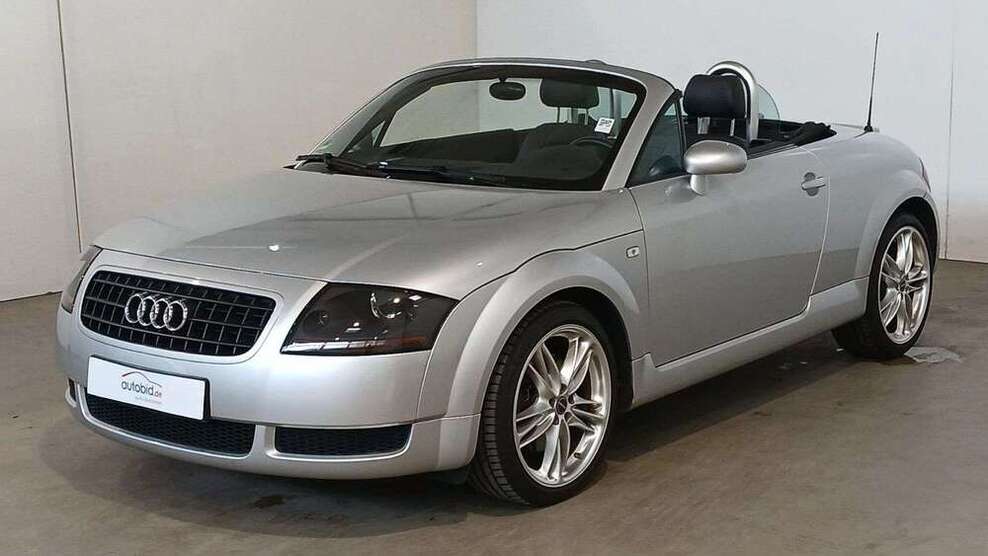 TT