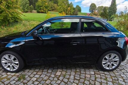 Audi A1 195.000 km 4.350 € Breitenbrunn 08359