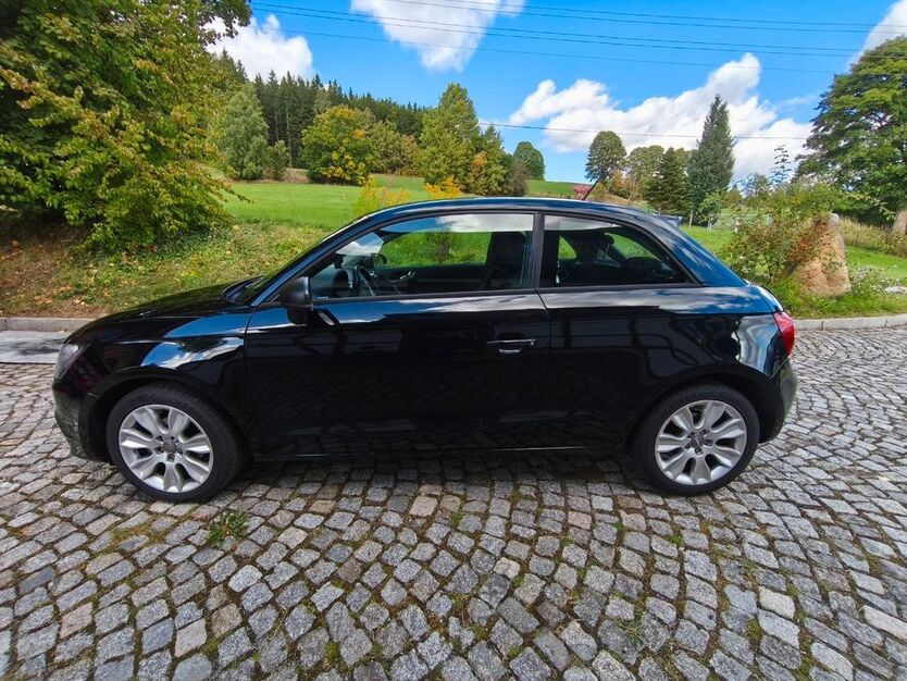 Audi A1 195.000 km 4.400 € Breitenbrunn 08359