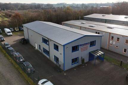 Gewerbeobjekt Seevetal Beckedorf - 3 Zimmer, 122 m&sup2;, 1.220&euro; | Angebot:25425867