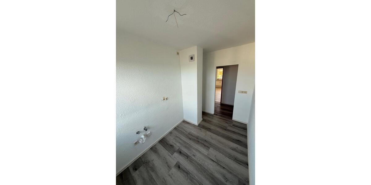 Etagenwohnung Aue-Bad Schlema Bad Schlema - 3 Zimmer, 60 m&sup2;, 330&euro; | Angebot:26364510