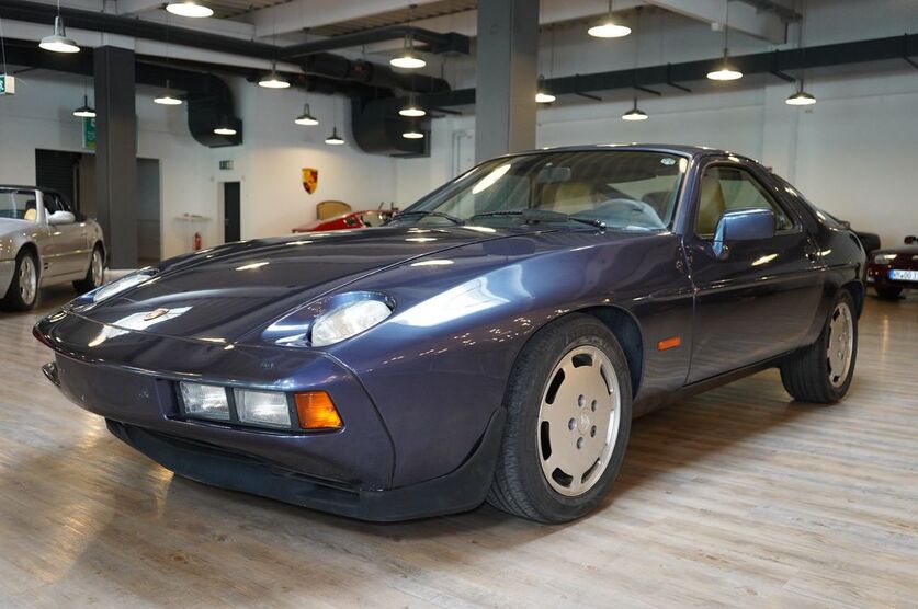 Porsche 928 65.200 km 29.900 € Leipzig 04347