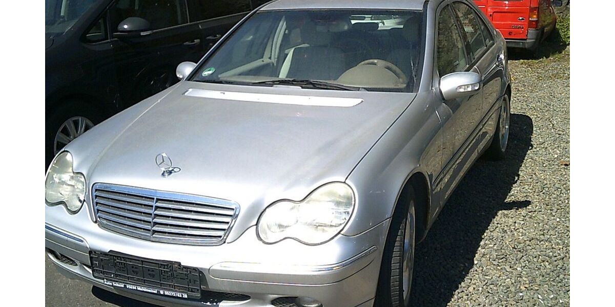 Mercedes-Benz C 200 175.000 km 1.290 &euro; Bad Berneck 95460