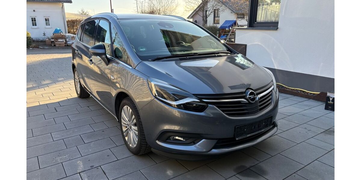 Opel Zafira Tourer 97.600 km 13.099 &euro; Worndorf 78579