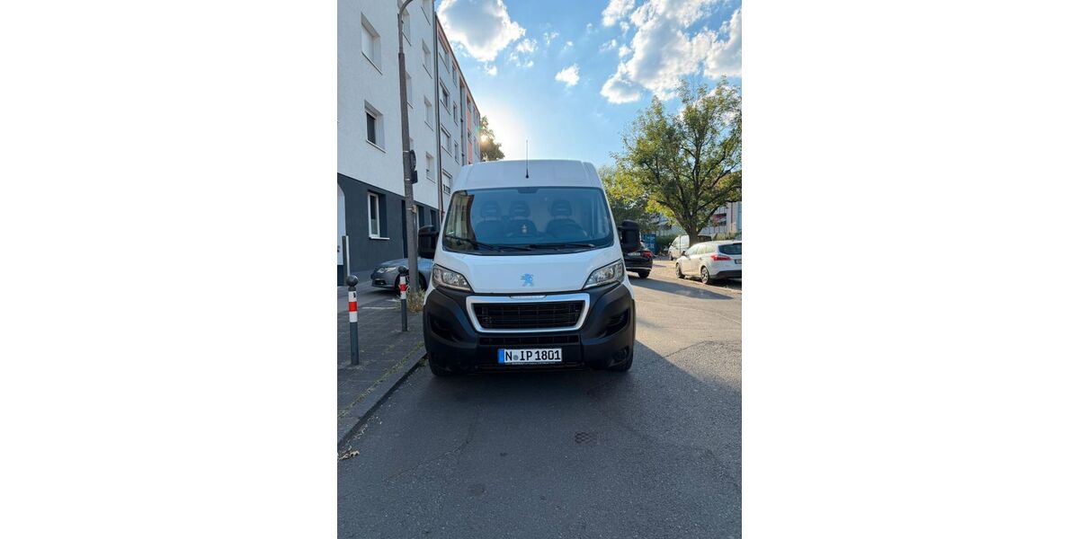 Peugeot Boxer 206.200 km 8.925 &euro; nürnberg 90473