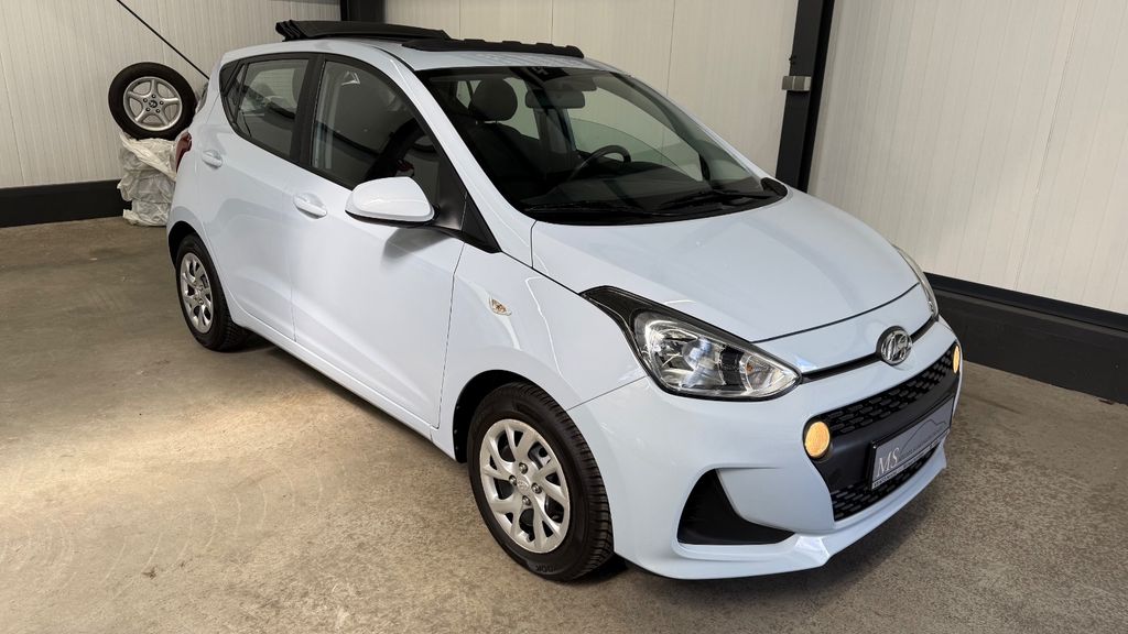 Hyundai i10 70.000 km 9.885 &euro; Lübeck 23556