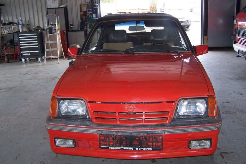 Opel Ascona 150.000 km 2.750 € Mönchweiler 78087