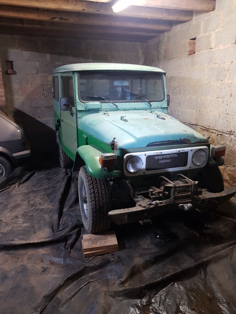 Land Cruiser