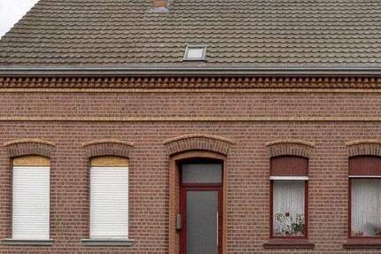 Haus Duisburg Alt-Homberg - 5 Zimmer, 143 m&sup2;, 290.000&euro; | Angebot:25413666