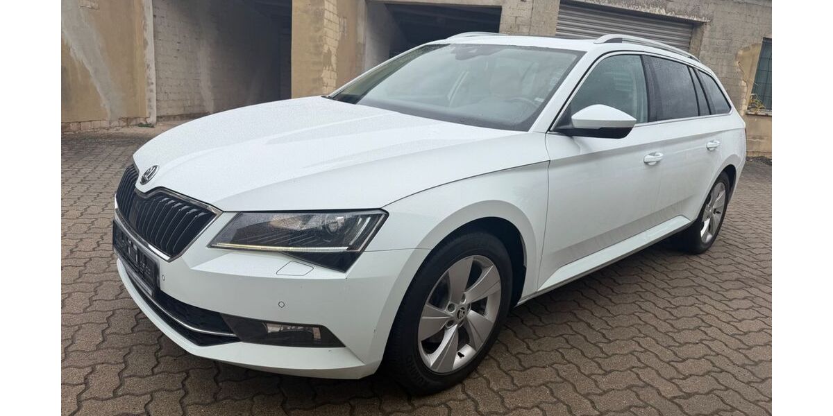 Skoda Superb 246.000 km 9.800 &euro; Kassel 34125