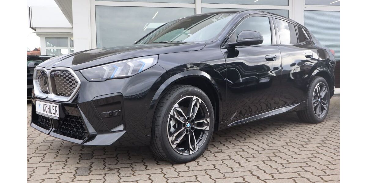 BMW iX2 1.025 km 51.990 &euro; Karlstadt 97753