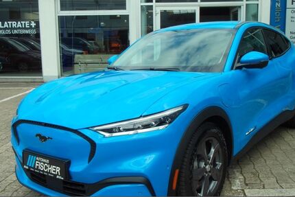 Ford Mustang Mach-E 9.600 km 33.879 € Münster 48153