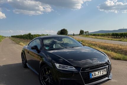 Audi TT 73.000 km 23.000 &euro; Karlsruhe 76133