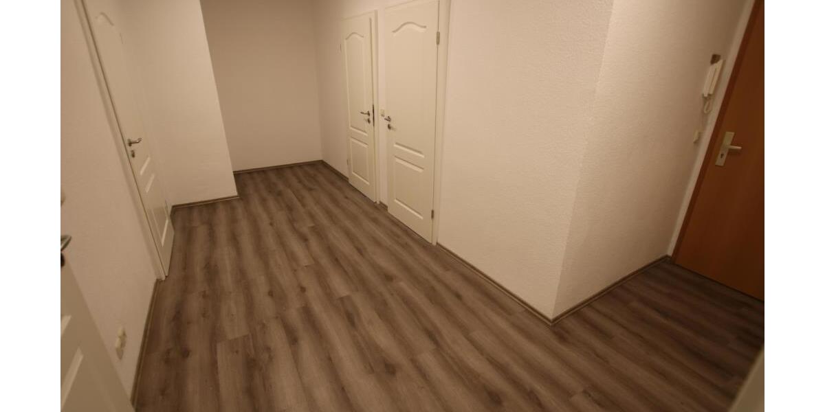 WOW! Hochwertige 4 Raum-Wohnung mit modernem Bad und großem Balkon! Die Wohnung zum Wohlfühlen. - Dachgeschoßwohnung Gera Ostviertel | Angebot:26334831