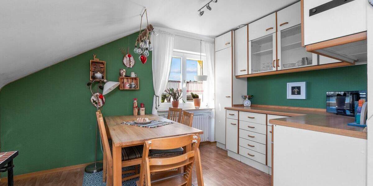 Reihenendhaus Kirchzarten - 7 Zimmer, 167 m&sup2;, 919.000&euro; | Angebot:26686413