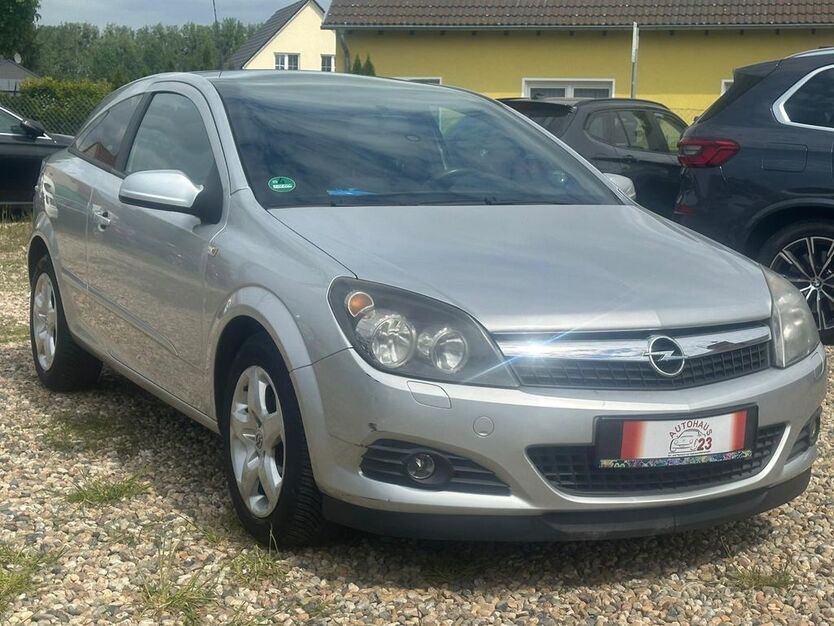 Opel Astra 186.681 km 3.499 € Trebbin 14959