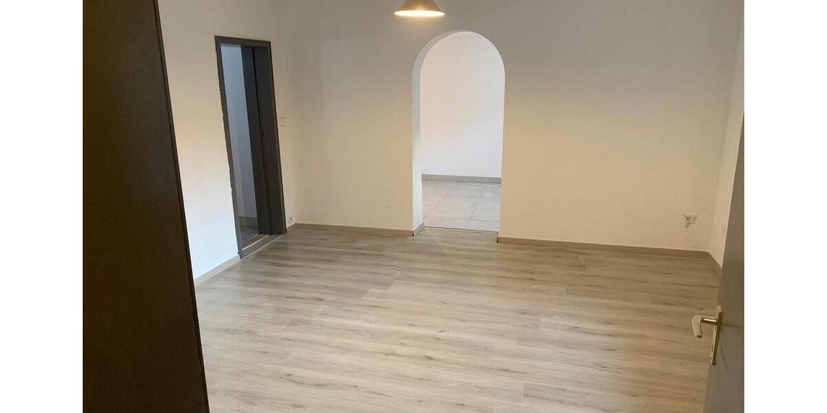 Erdgeschoßwohnung Sankt Wendel - 3 Zimmer, 93 m&sup2;, 900&euro; | Angebot:26272119