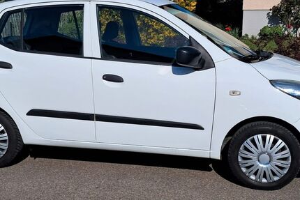 Hyundai i10 50.000 km 3.600 &euro; Stockach 78333