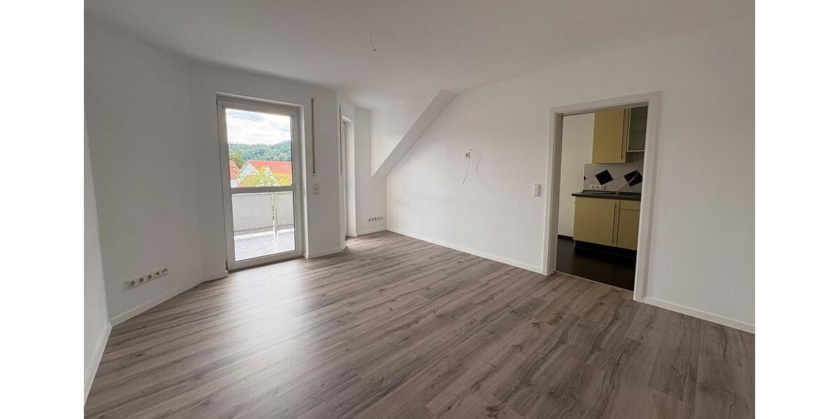 Dachgeschoßwohnung Kronach - 4 Zimmer, 81 m&sup2;, 860&euro; | Angebot:26646675