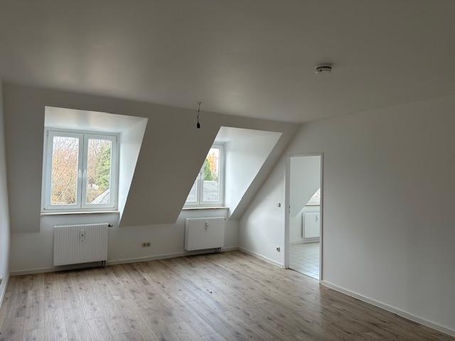 Dachgeschoßwohnung Chemnitz Euba - 2 Zimmer, 59 m&sup2;, 325&euro; | Angebot:26661296