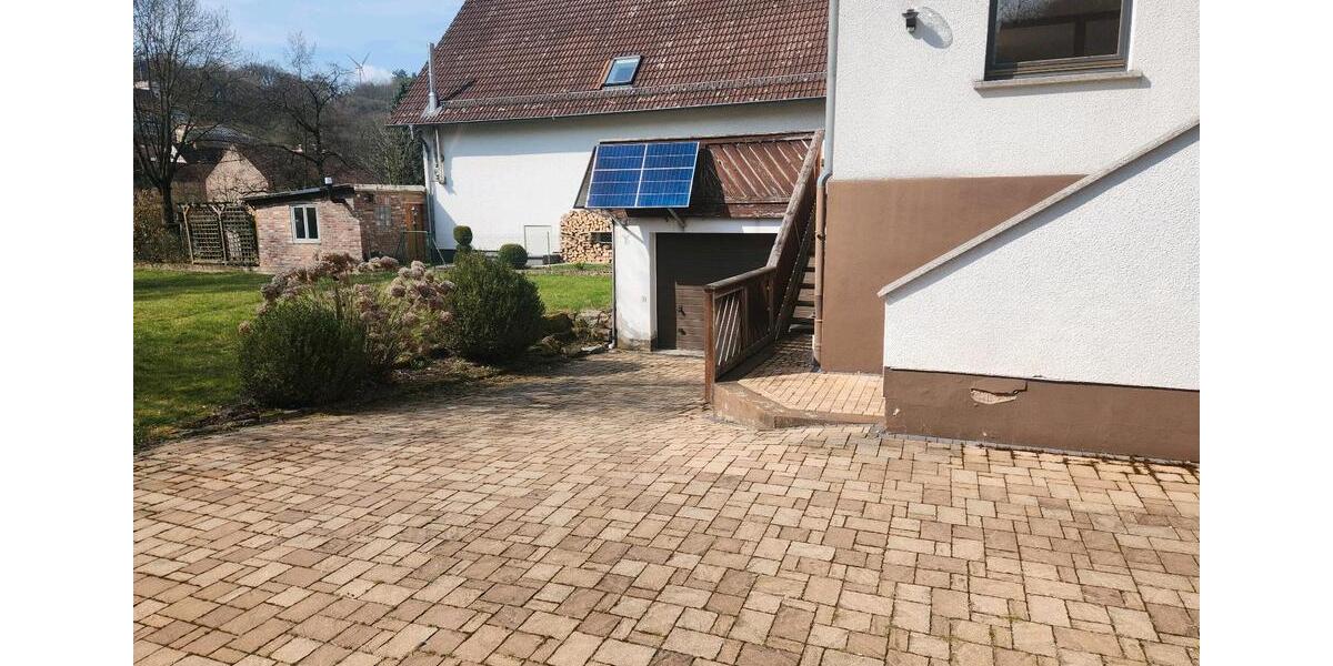 Einfamilienhaus Eiterfeld - 7 Zimmer, 140 m&sup2;, 215.000&euro; | Angebot:25870044
