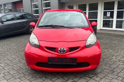 Toyota Aygo (X) 145.750 km 2.400 € Müllenbach 53520