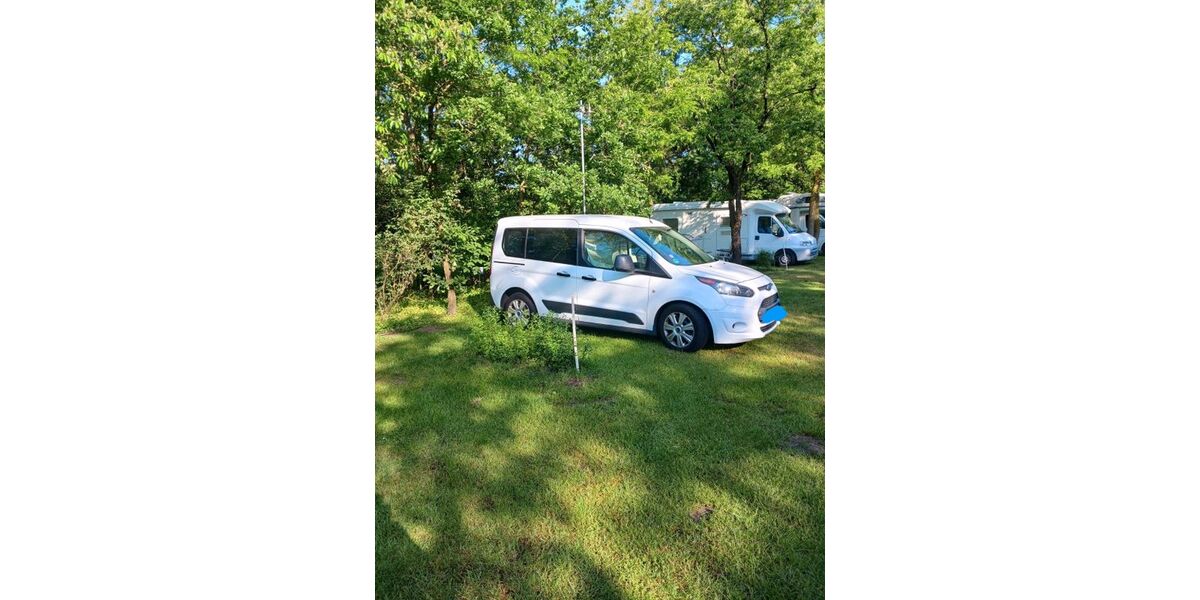 Ford Tourneo Connect 92.000 km 8.900 &euro; Hamburg 21077