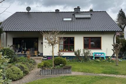 Haus Braunfels - 7 Zimmer, 220 m&sup2;, 434.000&euro; | Angebot:26368437
