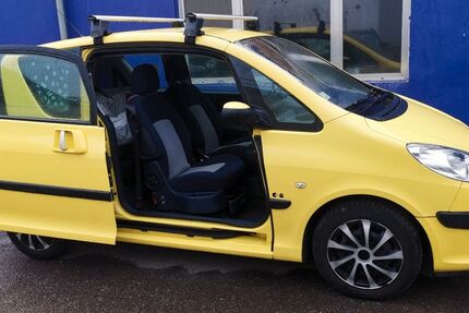 Peugeot 1007 100.000 km 3.000 &euro; Berlin 13405