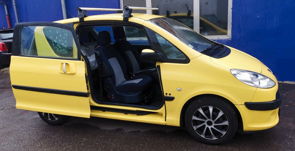 Peugeot 1007 100.000 km 3.000 &euro; Berlin 13405