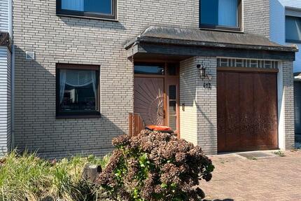 ATTRAKTIVES REIHENMITTELHAUS FÜR FAMILIEN ODER PAARE IN HERTEN
