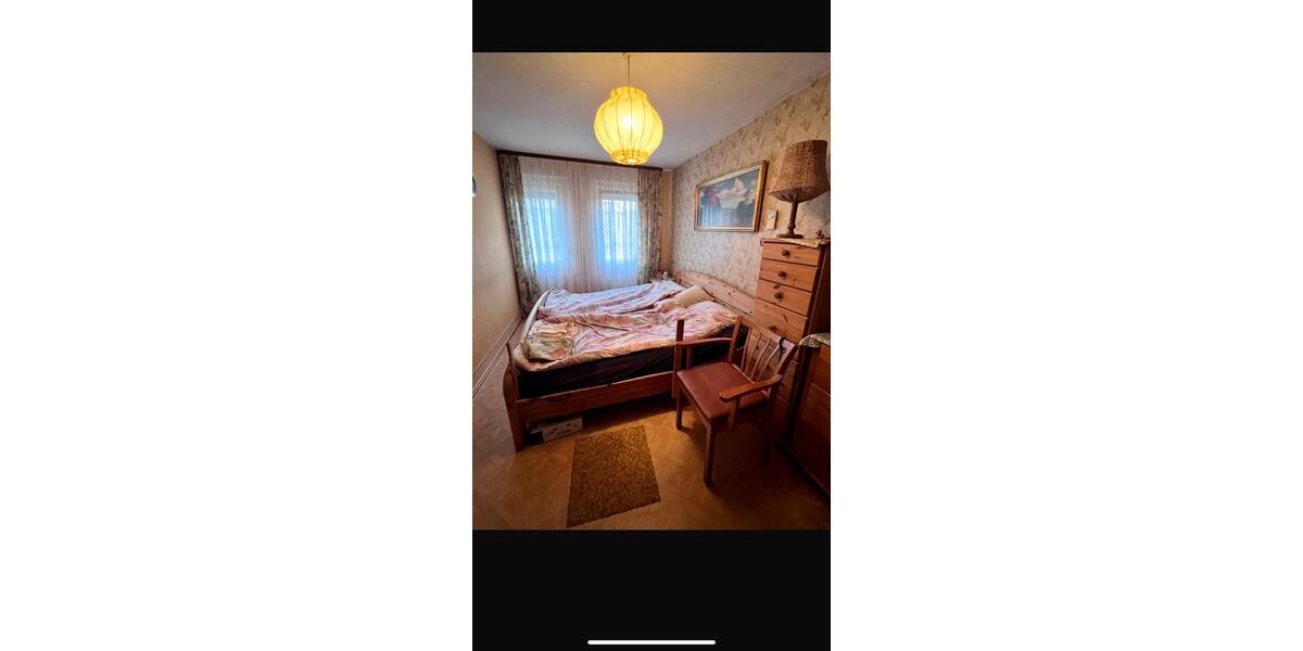 Einfamilienhaus Bad Schwalbach - 7 Zimmer, 150 m&sup2;, 1.900&euro; | Angebot:25916158