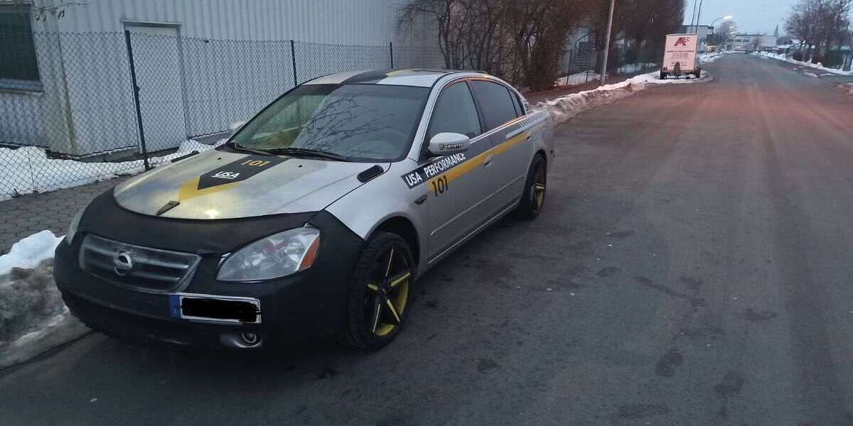 Nissan Altima 176.000 km 3.900 &euro; Bayreuth 95447