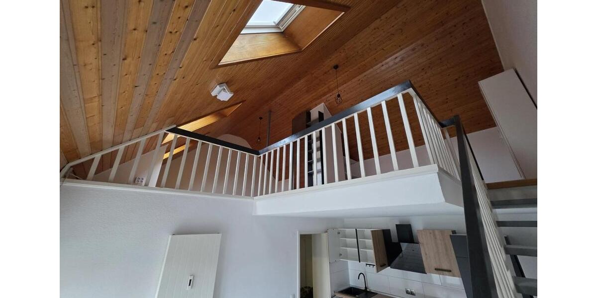 Zentrale Lage: Mini-Loft 58qm auf 2 Ebenen inkl. Stellplatz 2 zimmer