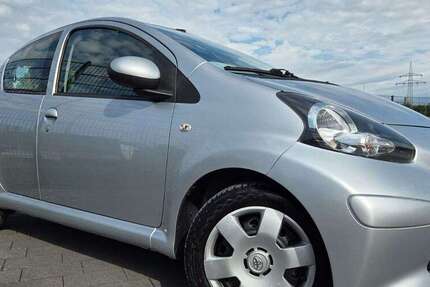Toyota Aygo 88.000 km 4.444 &euro; Paderborn 33102
