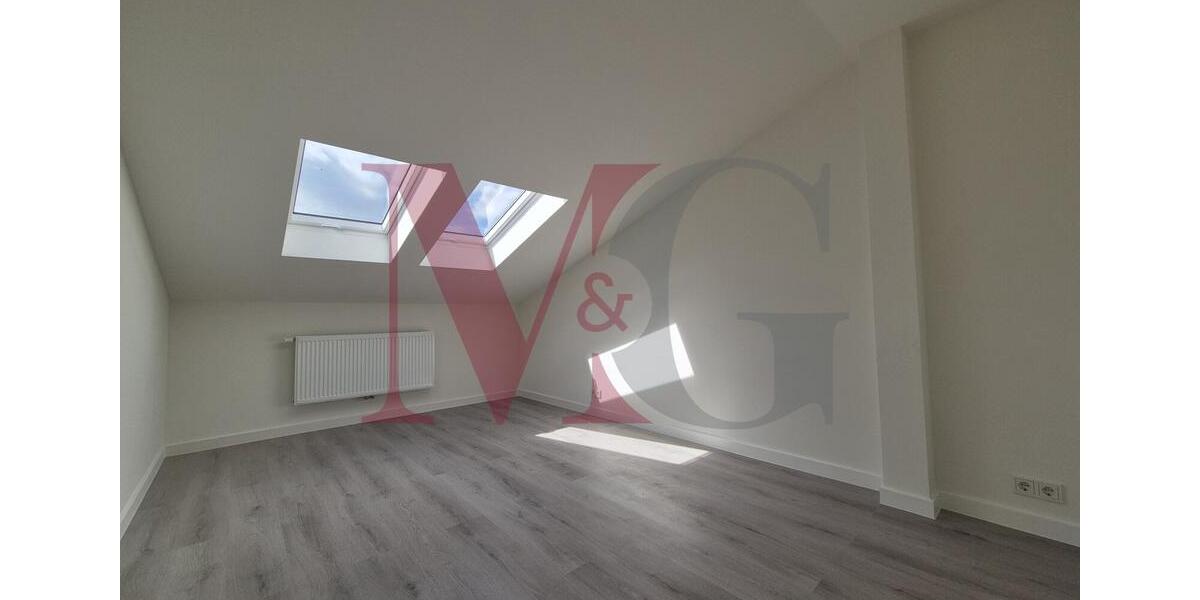 Dachgeschoßwohnung Wilhelmshaven - 3 Zimmer, 93 m&sup2;, 875&euro; | Angebot:26639306