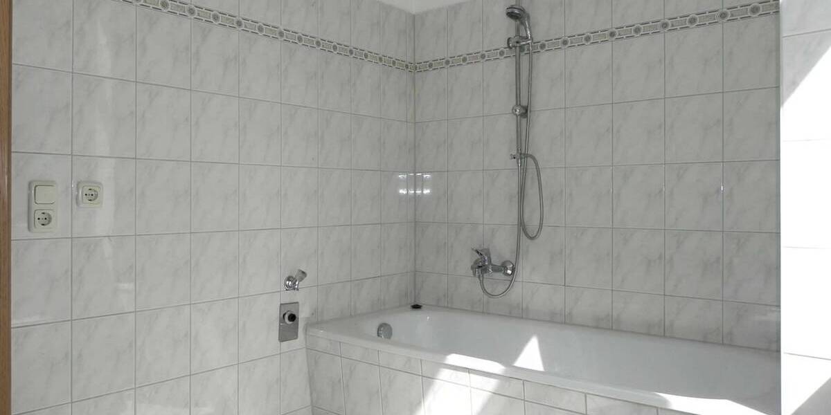 Etagenwohnung Greiz - 3 Zimmer, 73 m&sup2;, 59.000&euro; | Angebot:19291407