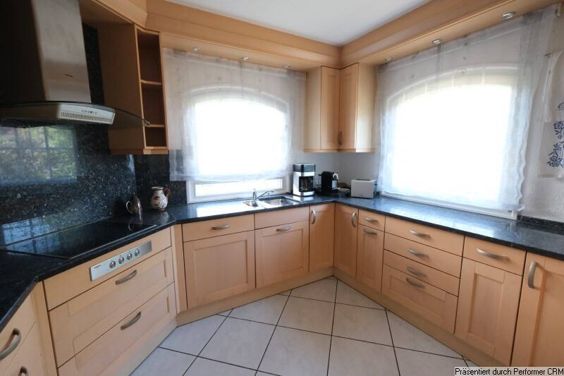 Einfamilienhaus Kornwestheim - 6 Zimmer, 204 m&sup2;, 1.200.000&euro; | Angebot:26786811