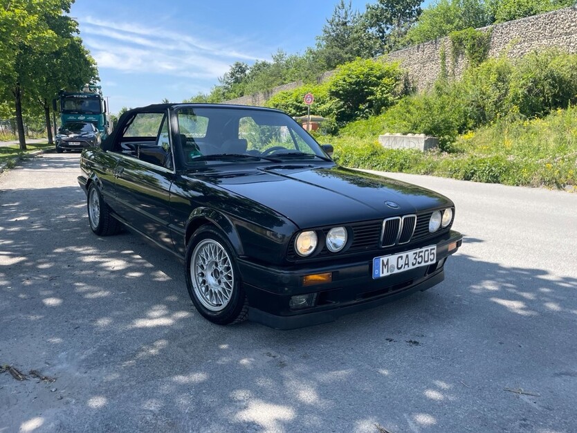 BMW E30 227.000 km 14.900 € München 80313