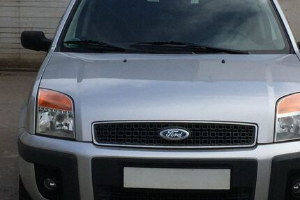 Ford Fusion 153.000 km 2.750 &euro; Neumünster 24537