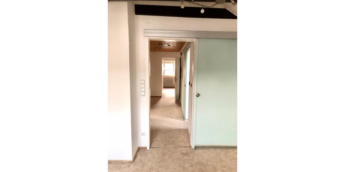 Dachgeschoßwohnung Steinheim an der Murr - 2.5 Zimmer, 55 m&sup2;, 185.000&euro; | Angebot:26837404