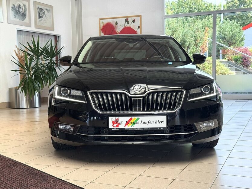 Skoda Superb L&K 4x4/280 PS/Canton/ACC/Spur/VZE/Ahk 92.644 km 25.490 € Leipzig 04347